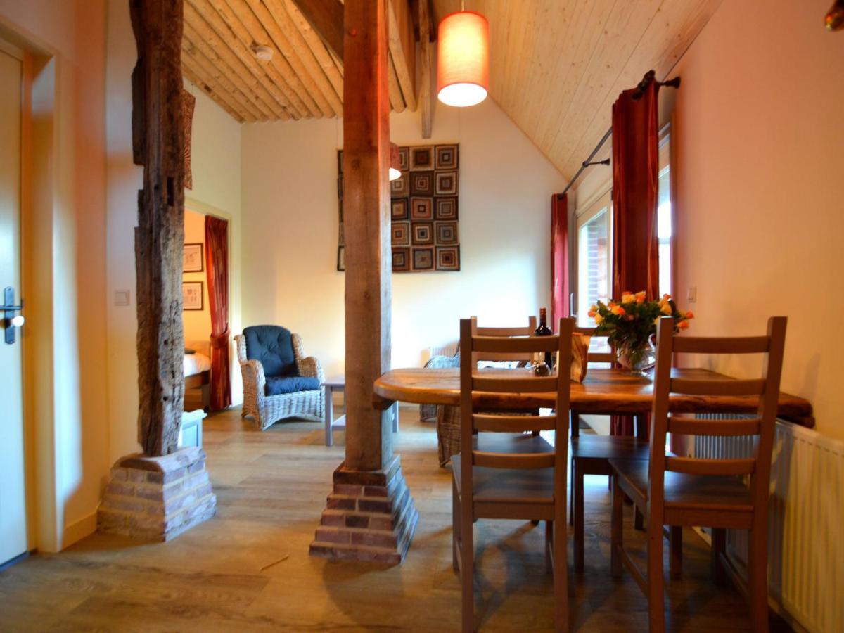 Staying In A Thatched Barn With Bedroom Achterhoek Geesteren  Eksteriør billede